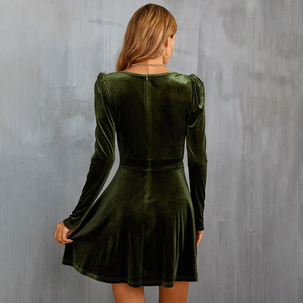 Elegant Green Velvet V-Neck Dress