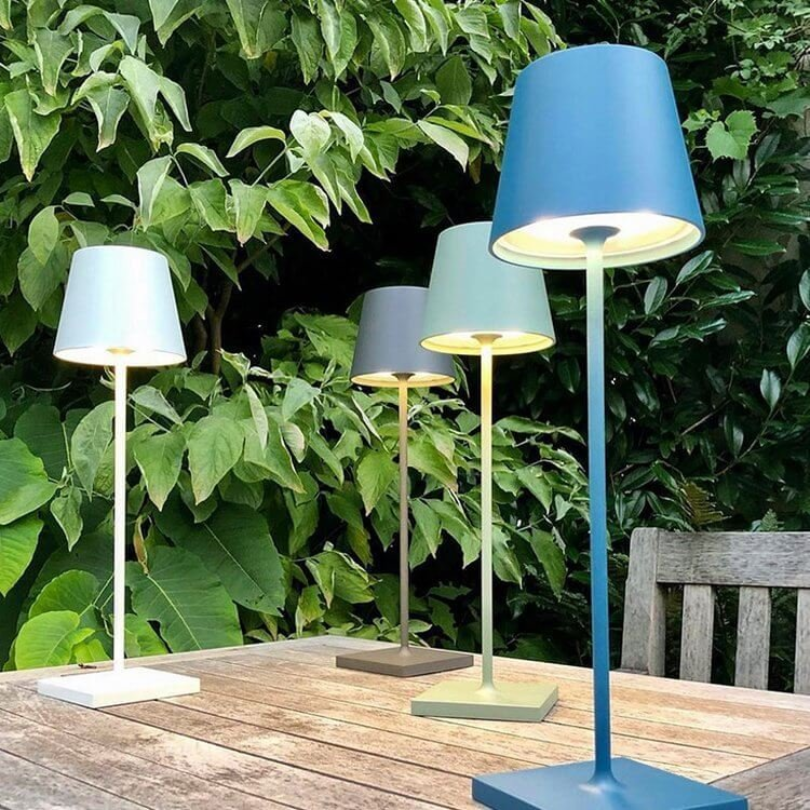 LUMINOUS – Elegant Cordless LED Table Lamp