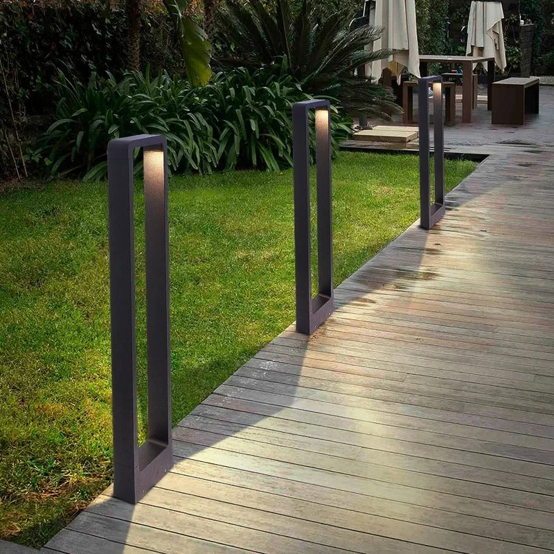 LUMINAIRE – Elegant Outdoor Floor Garden Lamp