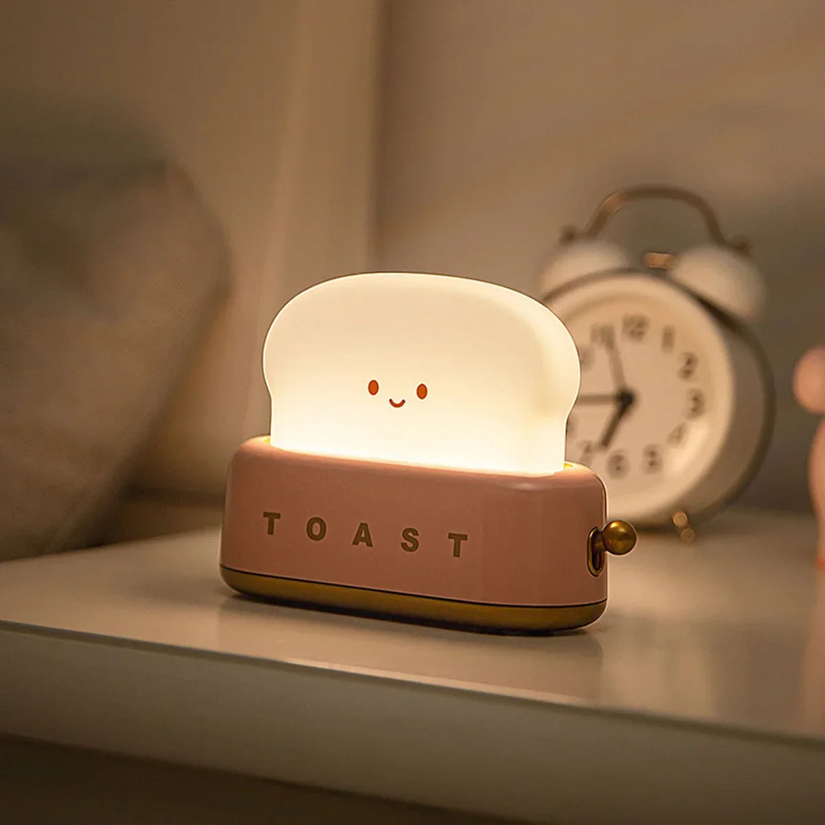 TOASTYLIGHT – Adorable Night Light with Dimming Feature