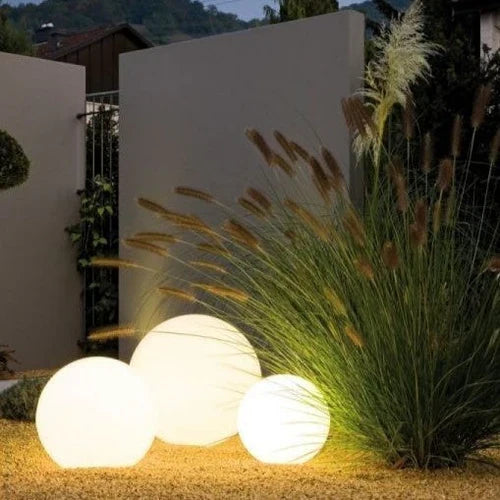 LUMINAIRE SPHERE – Enchanting LED Garden Light