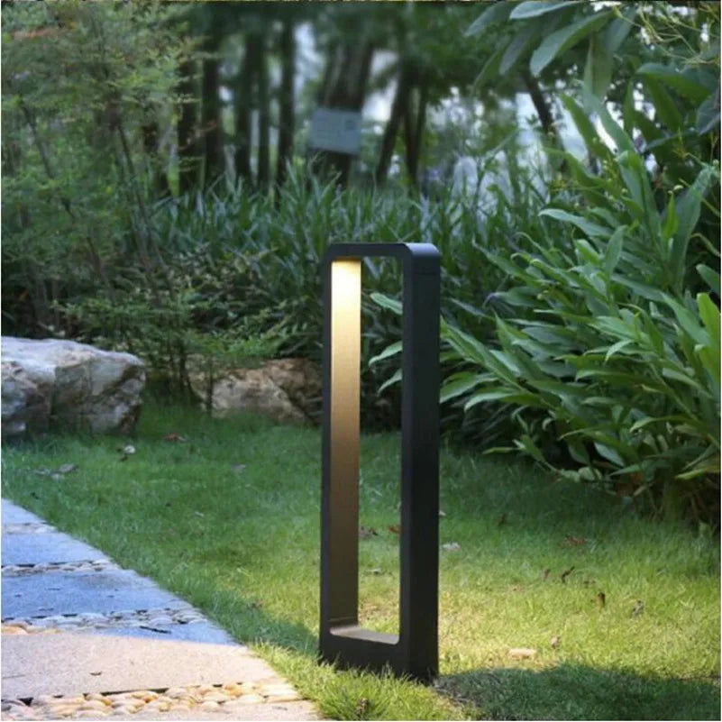 LUMINAIRE – Elegant Outdoor Floor Garden Lamp