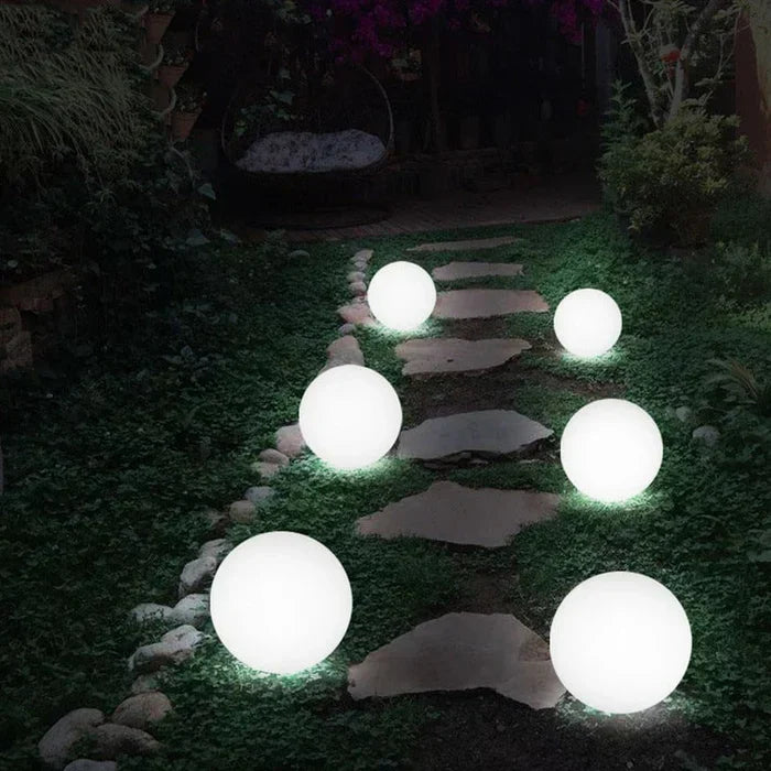 LUMINAIRE SPHERE – Enchanting LED Garden Light