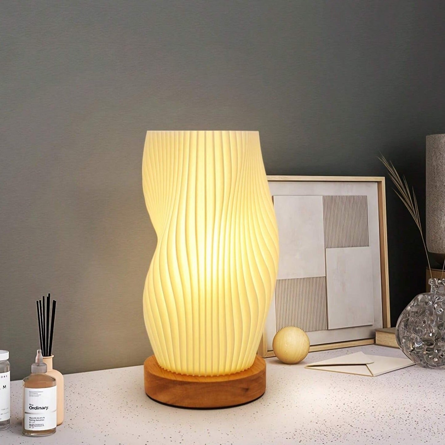 LUMINOUS WAVES – Contemporary Wavy Mood Light