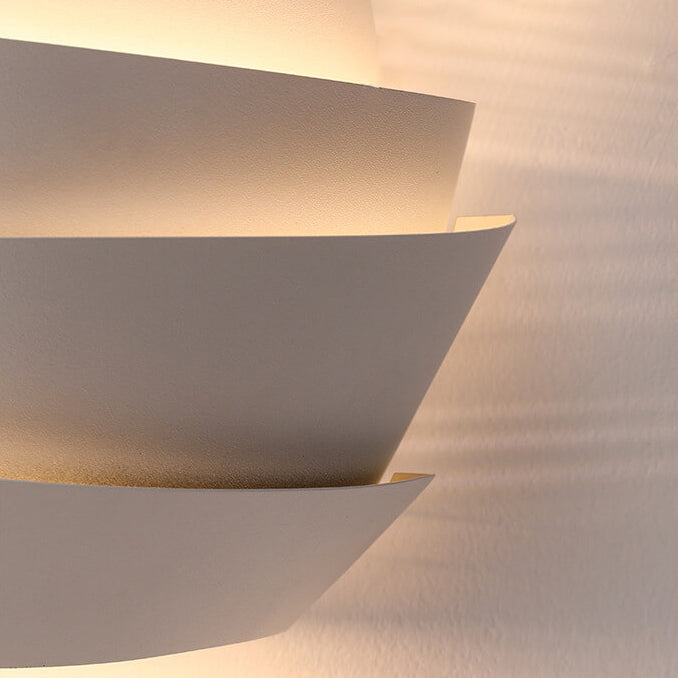 LUMINAIRE – Elegant Scandinavian Double Wall Light
