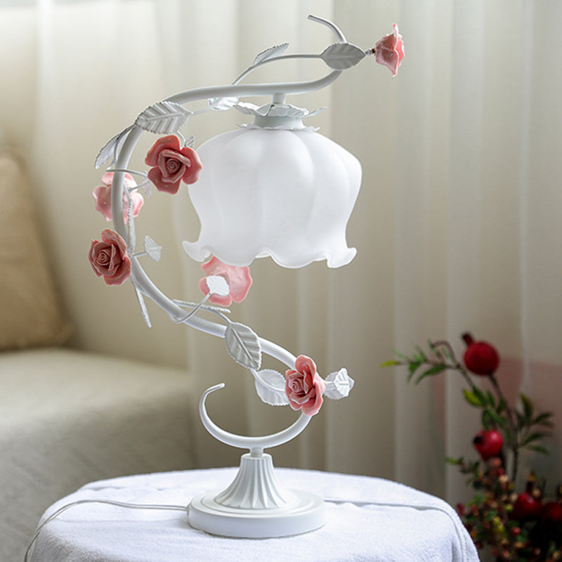 ROSELUXE – Enchanting Pink Rose Lighting Lamp