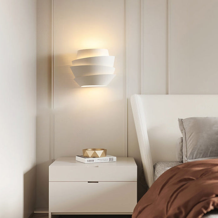 LUMINAIRE – Elegant Scandinavian Double Wall Light