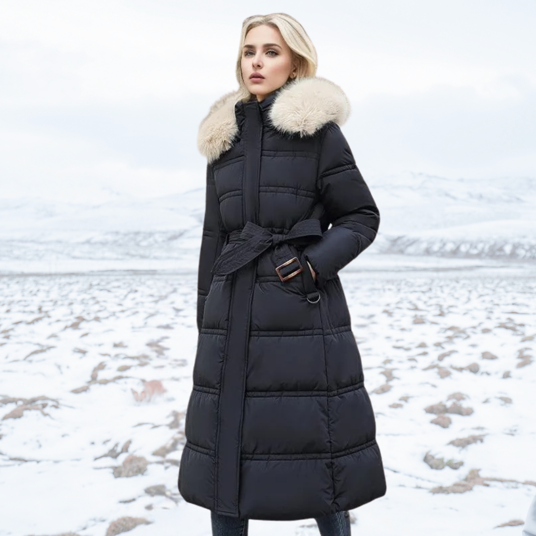 Luxurious Women's Winter Coat with Faux Fur