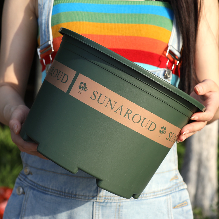 Durable Weatherproof Plastic Plant Pot