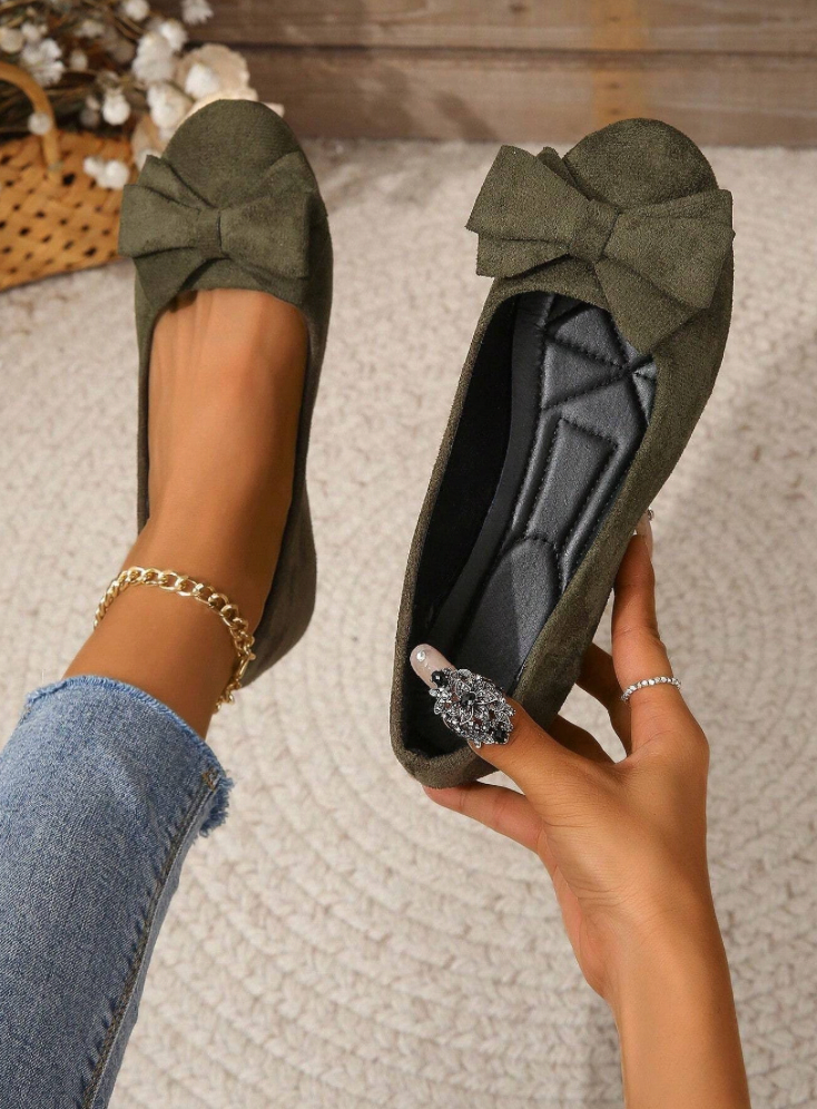 Comfort-Fit Everyday Walking Shoes