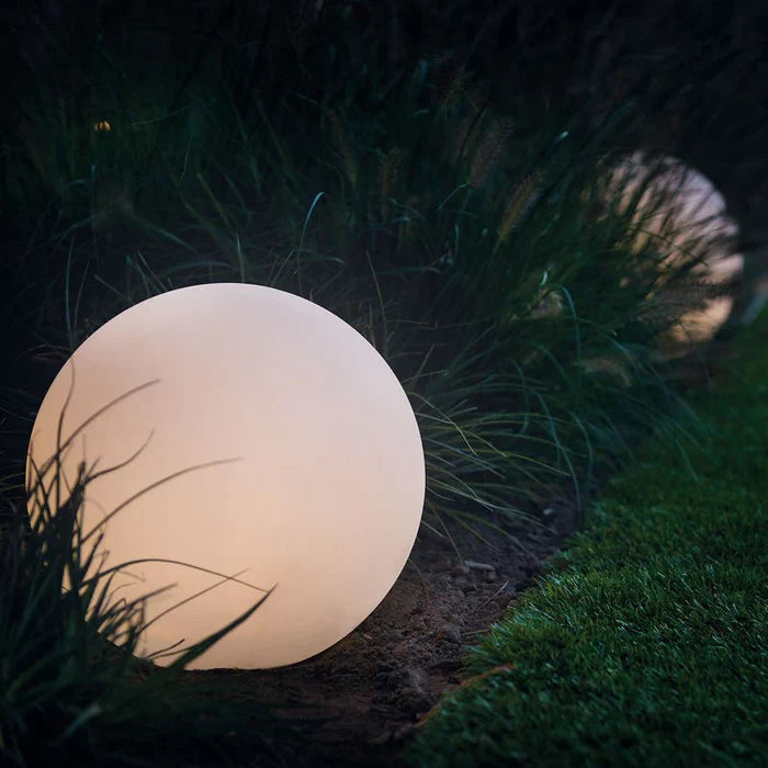 LUMINAIRE SPHERE – Enchanting LED Garden Light
