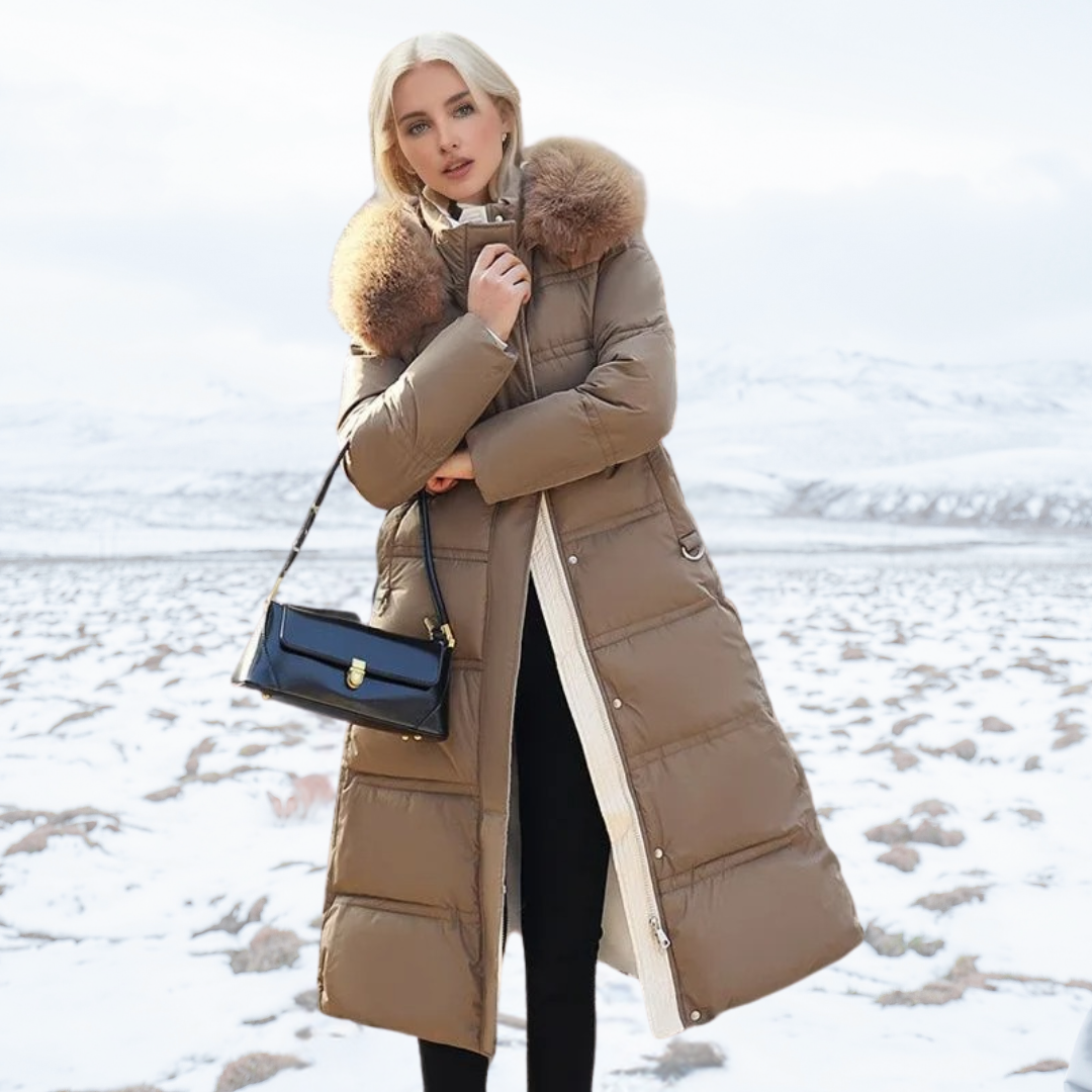 Luxurious Women's Winter Coat with Faux Fur