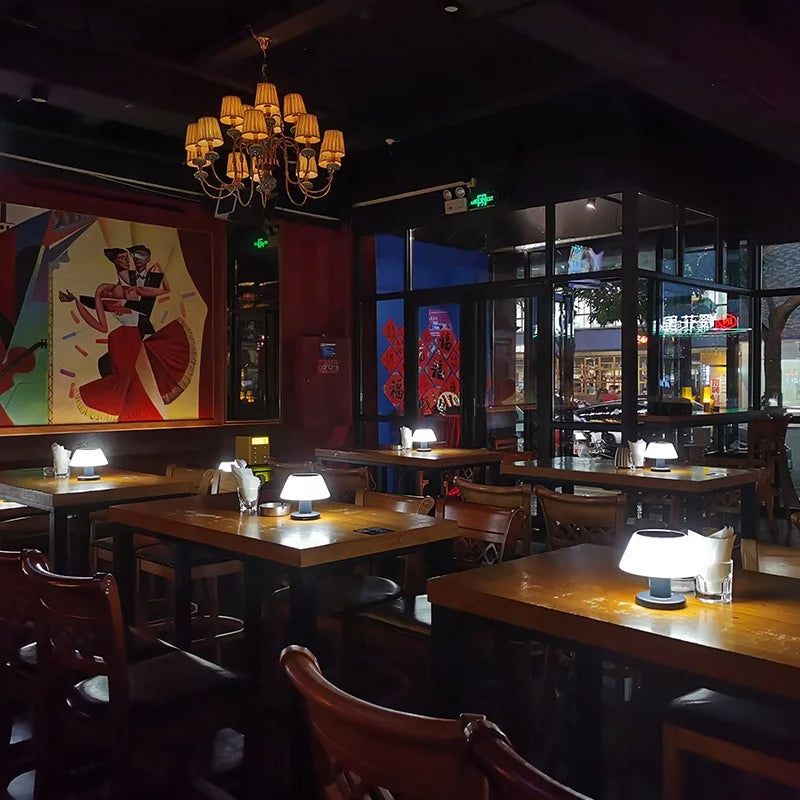 LUMINOUS – Eco-Friendly Solar Table Lamp