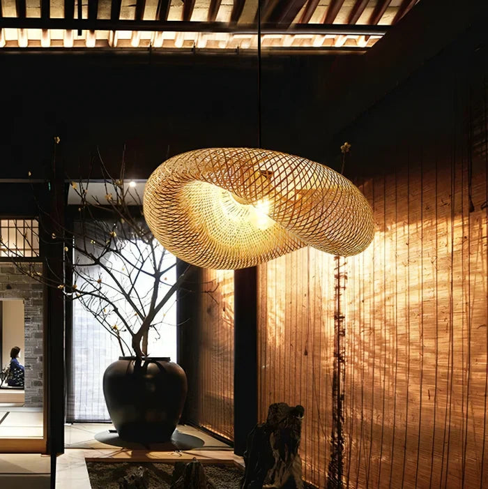 NATURALE – Elegant Hand-Woven Rattan Pendant Light