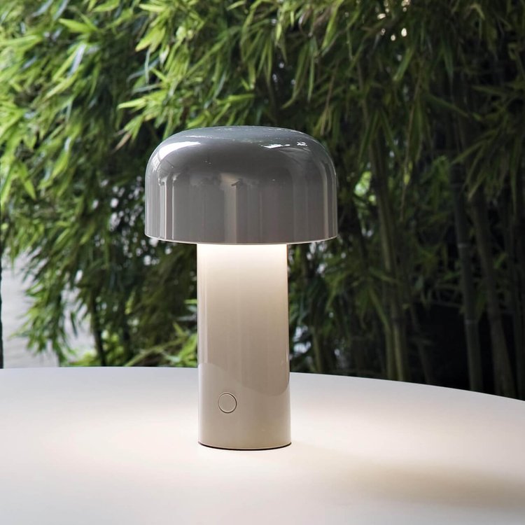 LUMINAIRE – Versatile LED Table Lamp with Dimming Options