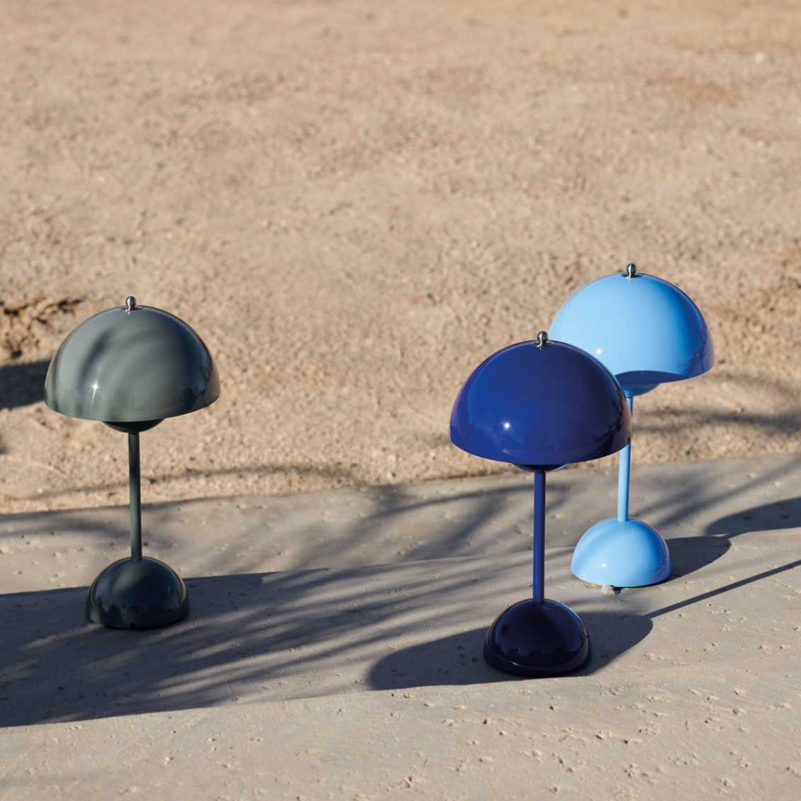 LUNARIA – Chic Wireless LED Table Lamp