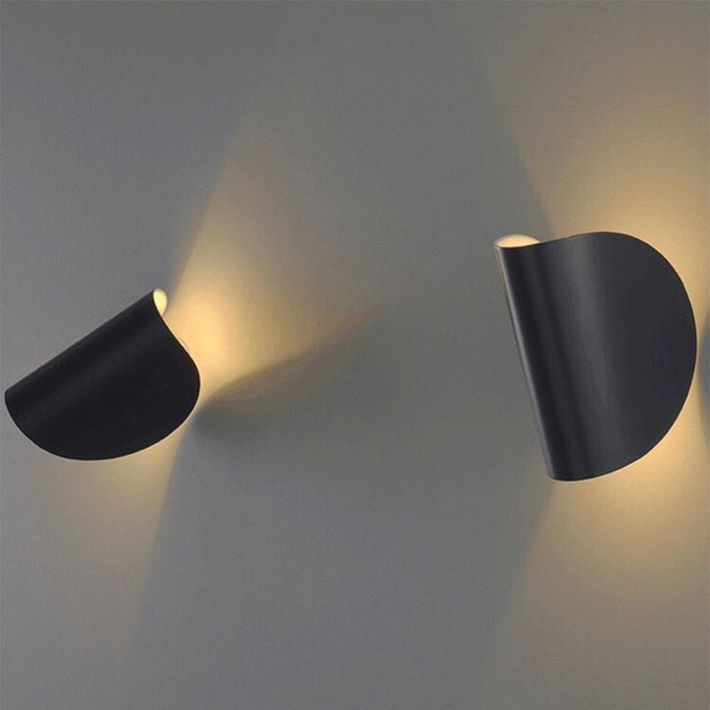 LUMINAIRE – Vibrant Modern Wall Light Fixture