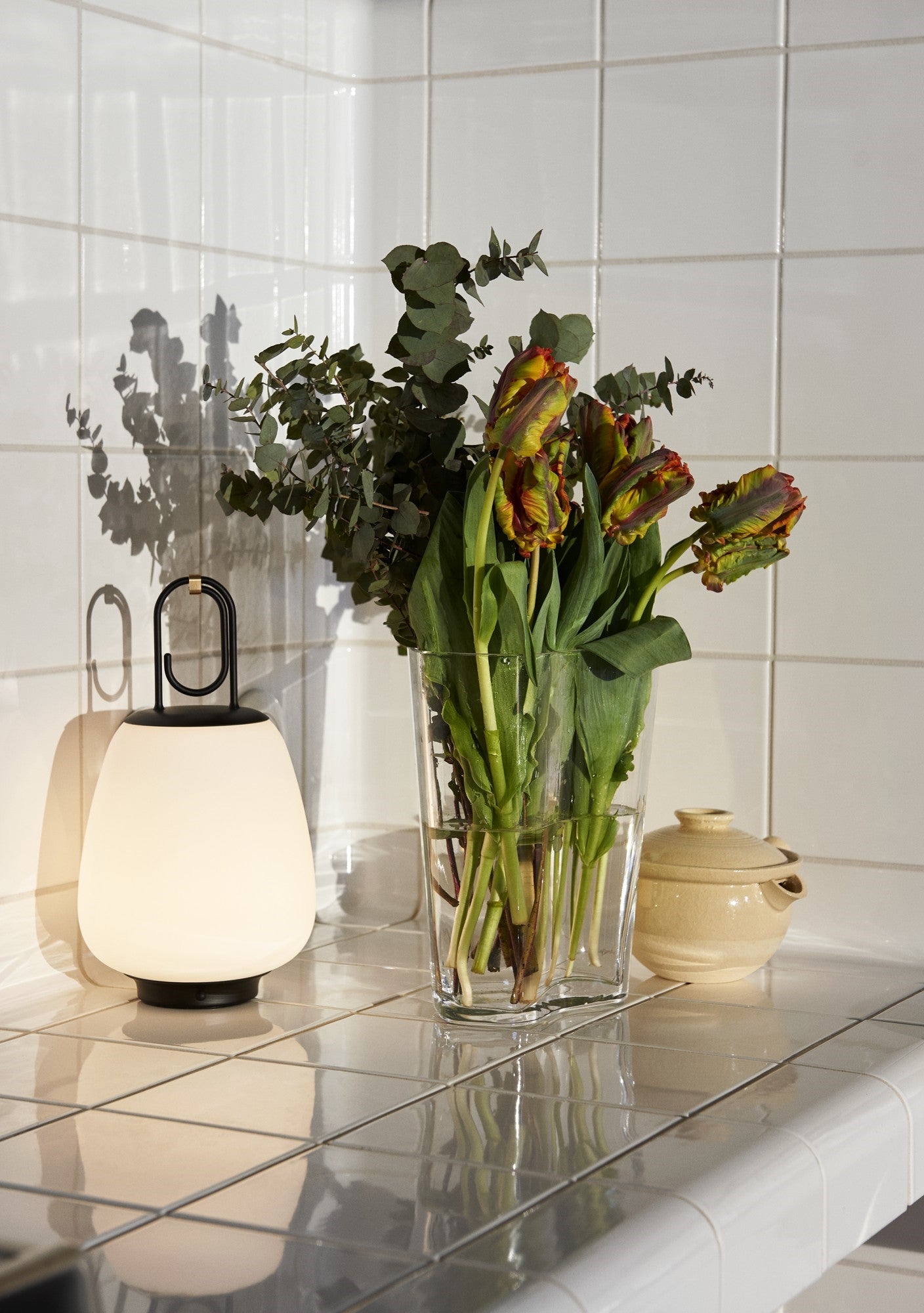 LUMINAIRE – Elegant Outdoor Patio Lantern for Cozy Gatherings