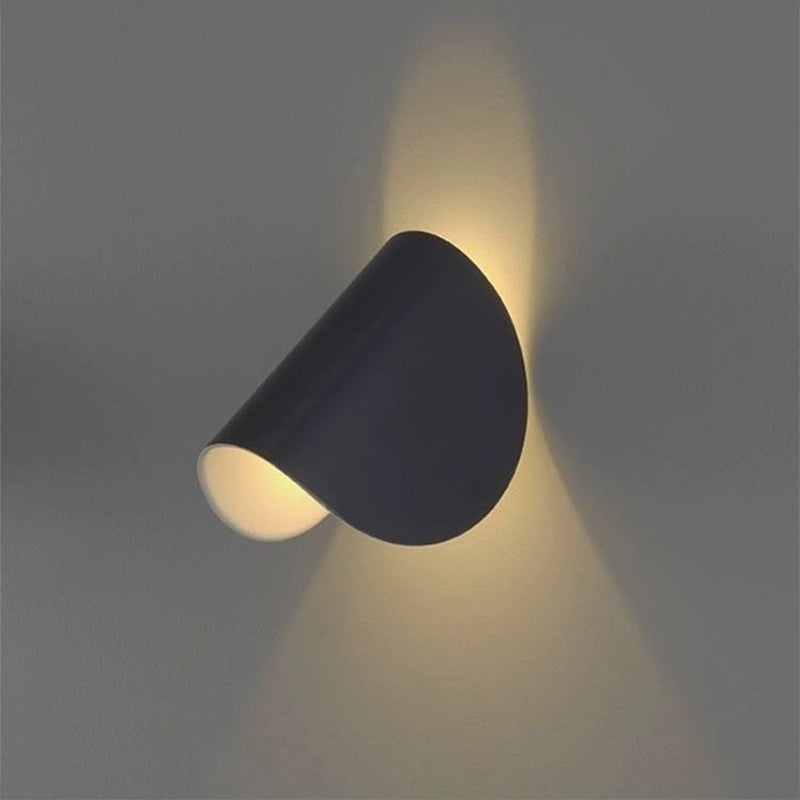 LUMINAIRE – Vibrant Modern Wall Light Fixture