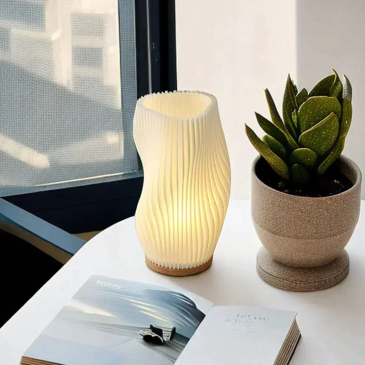 LUMINOUS WAVES – Contemporary Wavy Mood Light