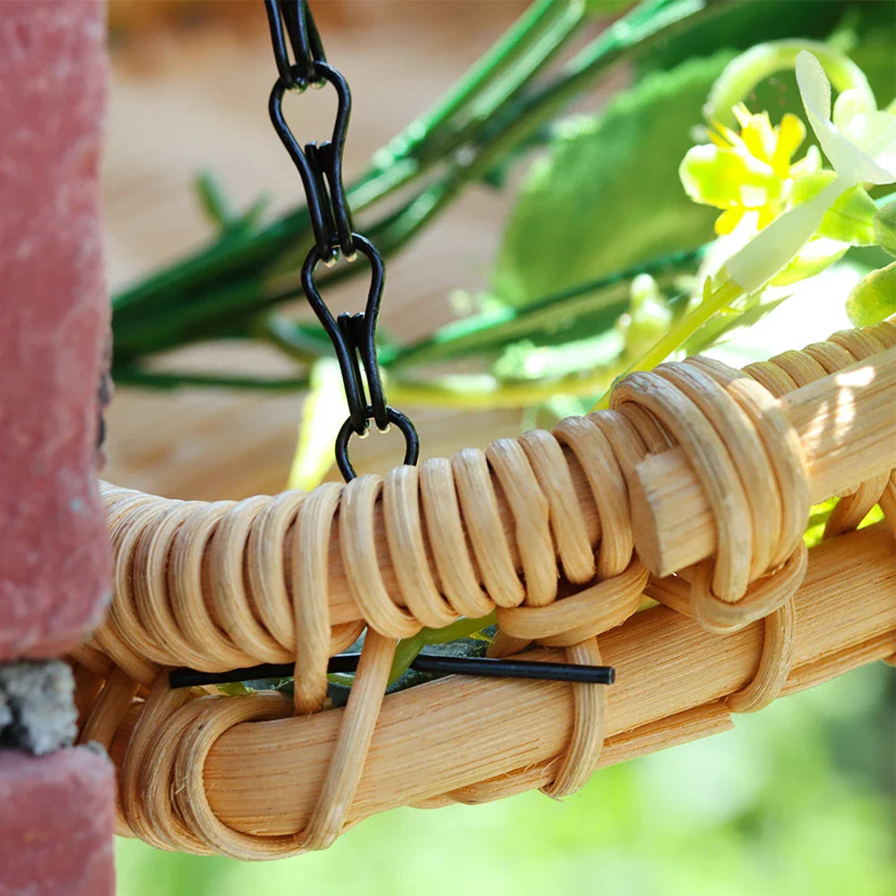 Sturdy Plant Hangers with Robust Chains