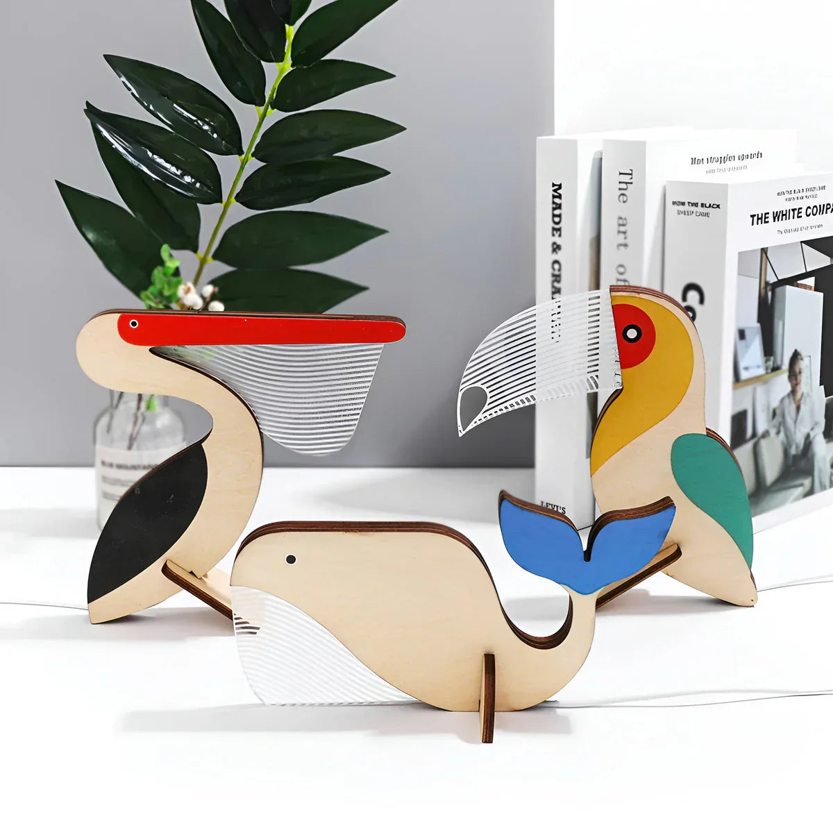 LUMINOUS WILDLIFE – Enchanting Table Lamp for Kids
