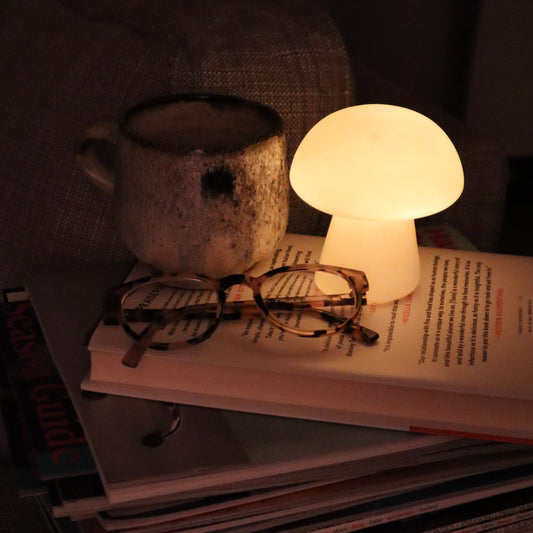 LUMINOUS FUNGUS – Elegant Mushroom-Shaped Night Light