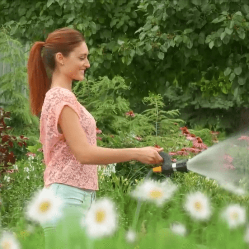 Versatile Garden Hose Spray Nozzle