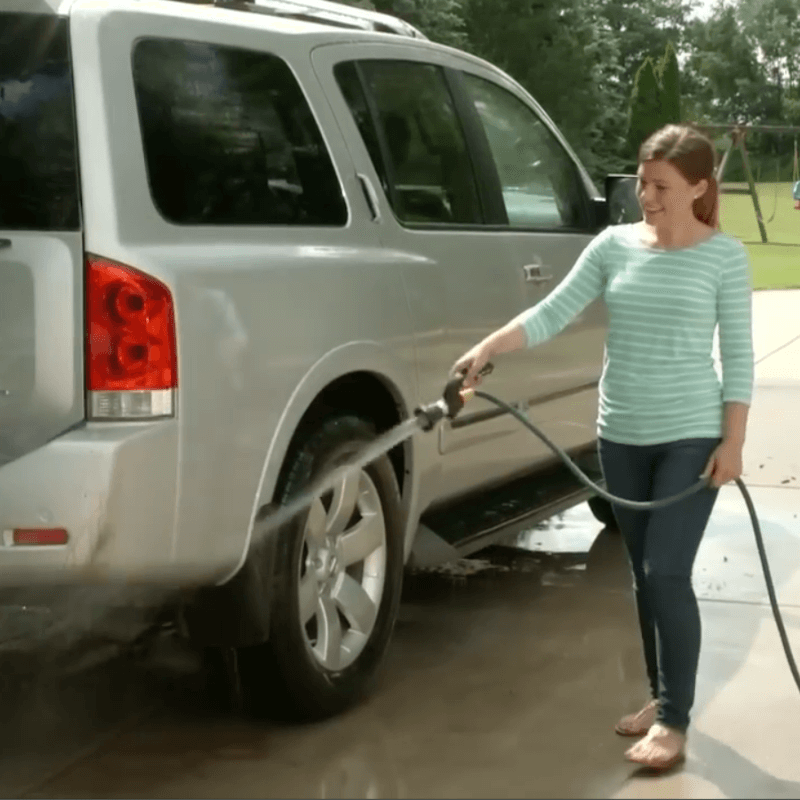 Versatile Garden Hose Spray Nozzle