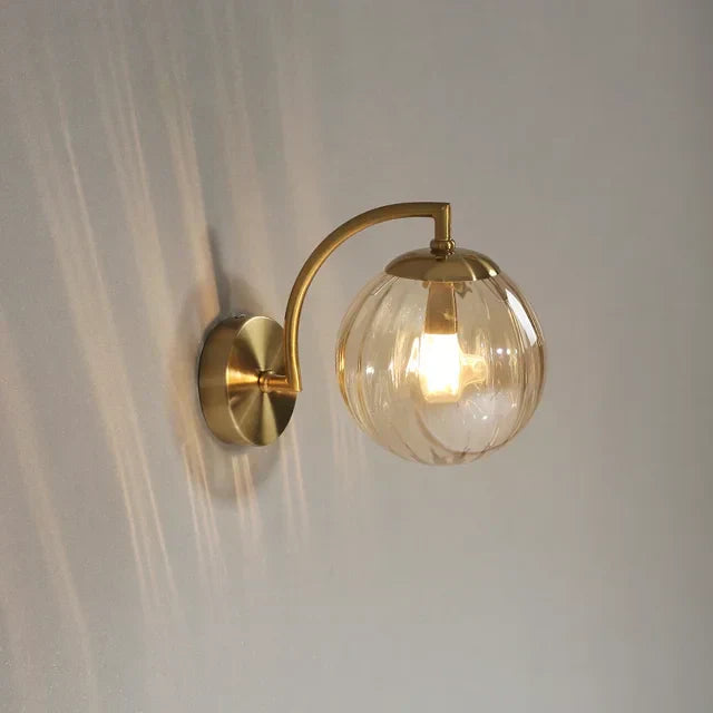 LUMINAIRE – Elegant Modern Glass Wall Light