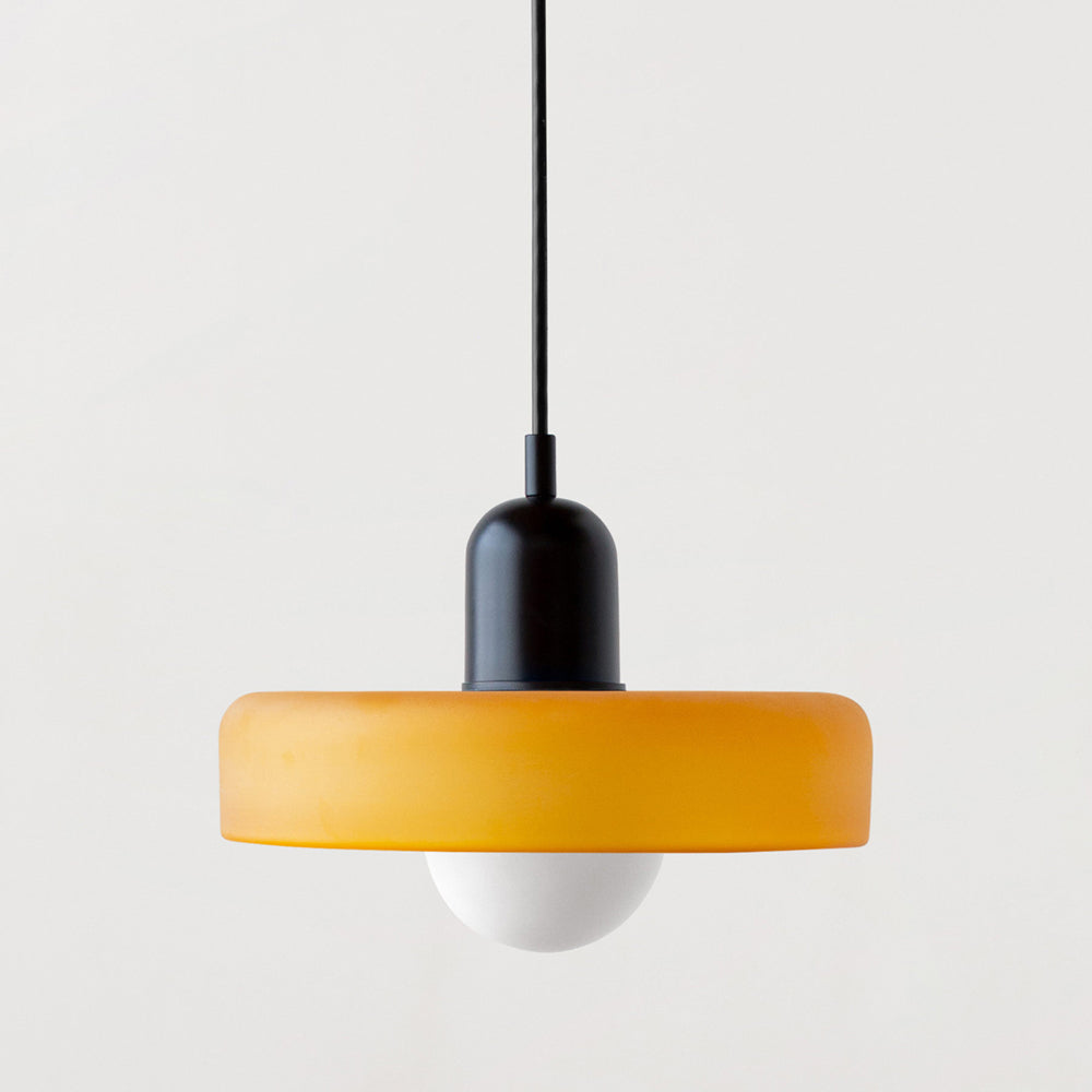 LUMINOUS ARTISAN – Elegant Colored Glass Pendant Lamp