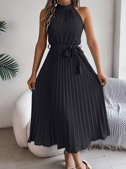 Elegant Sleeveless Maxi Dress with Collar
