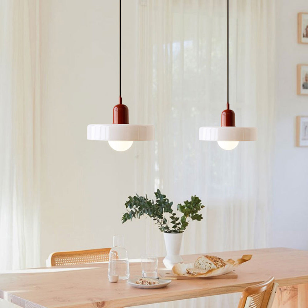 LUMINOUS ARTISAN – Elegant Colored Glass Pendant Lamp