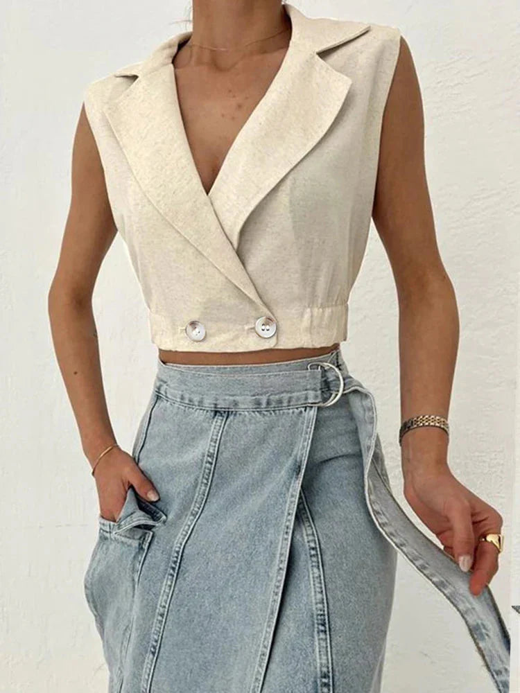 Elegant Sleeveless Blazer Top for Modern Style
