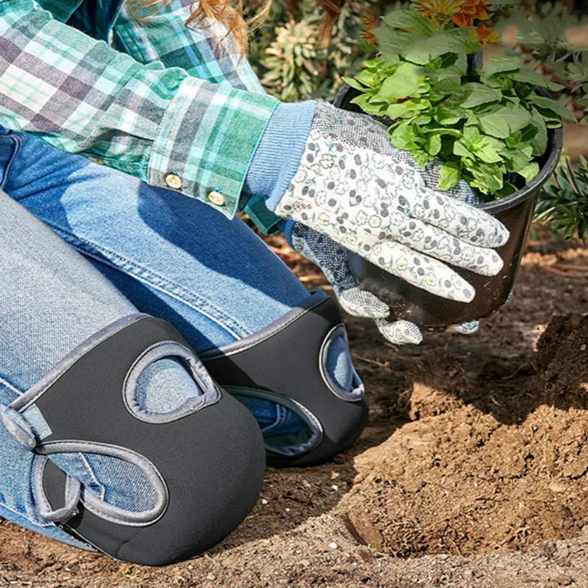 Ultimate Comfort Ergonomic Gardening Knee Pads