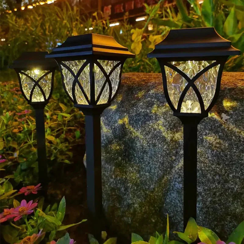 LUMINAIRE – Elegant Solar Garden Lighting Solution