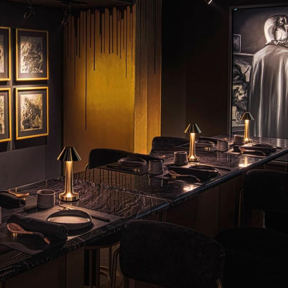 LUMINOUS – Elegant Modern Dimmable Table Lamp