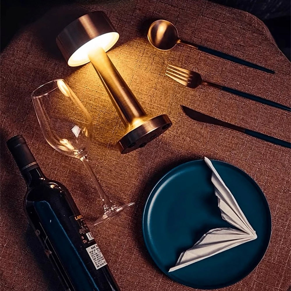 LUMINOUS – Elegant Modern Dimmable Table Lamp