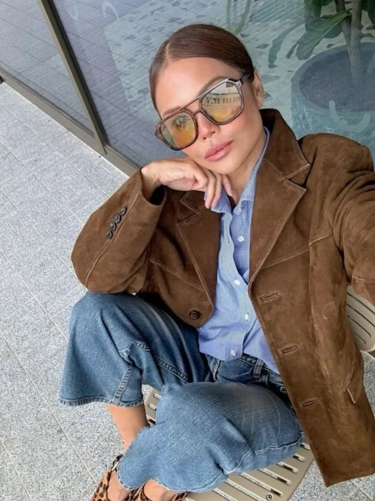 Elegant Women's Wool Blend Blazer