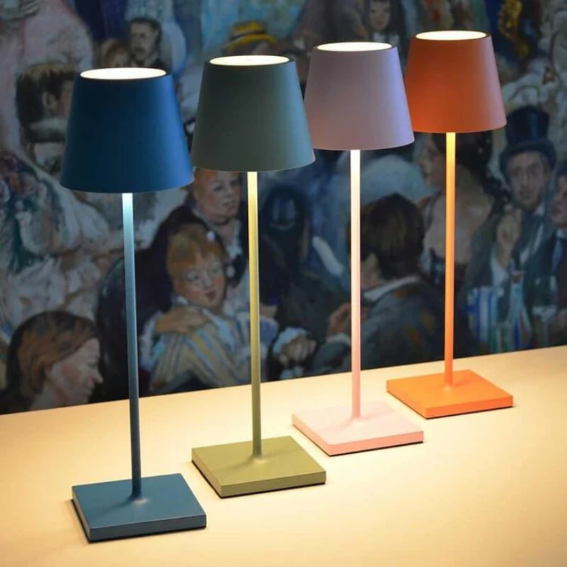 LUMINOUS – Elegant Cordless LED Table Lamp