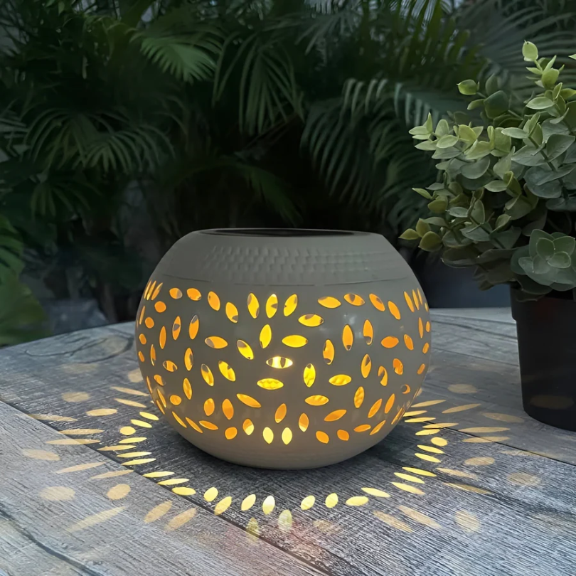 LUMINAIRE – Elegant Solar Garden Lamp with Dotted Design