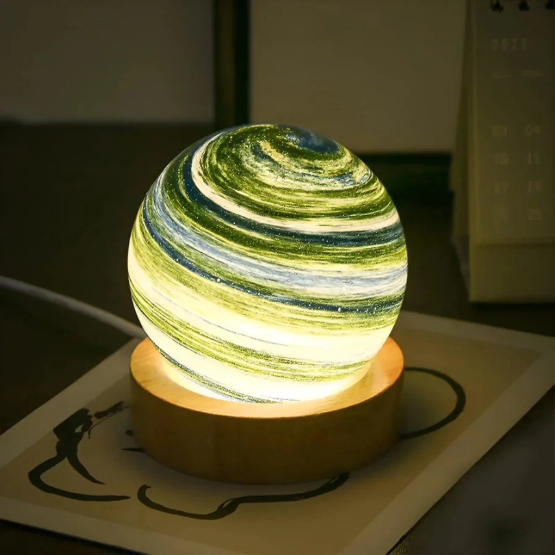 LUMINAIRE – Enchanting 3D Mini-Planet Lamp