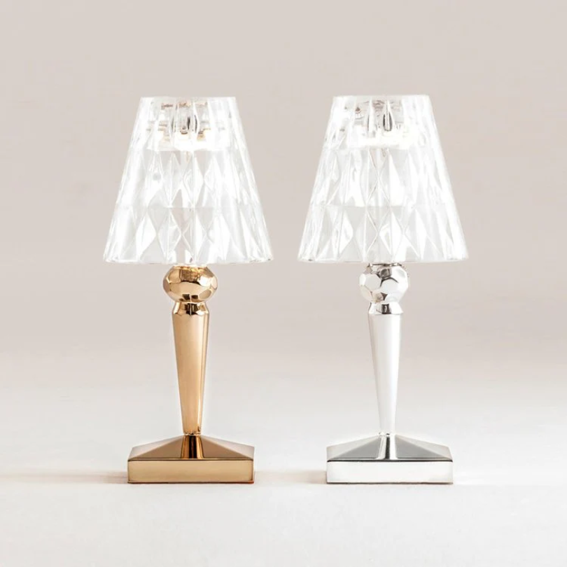 LUXELITE – Glamorous Crystal Table Lamp Design