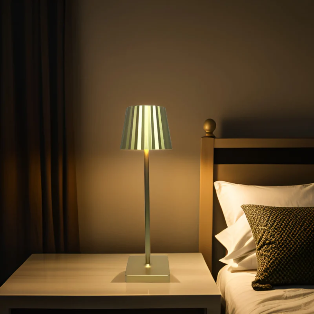 LUMINAIRE – Elegant Wireless Touch Table Lamp