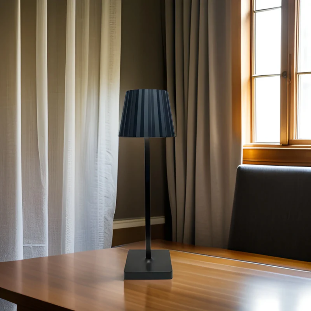 LUMINAIRE – Elegant Wireless Touch Table Lamp