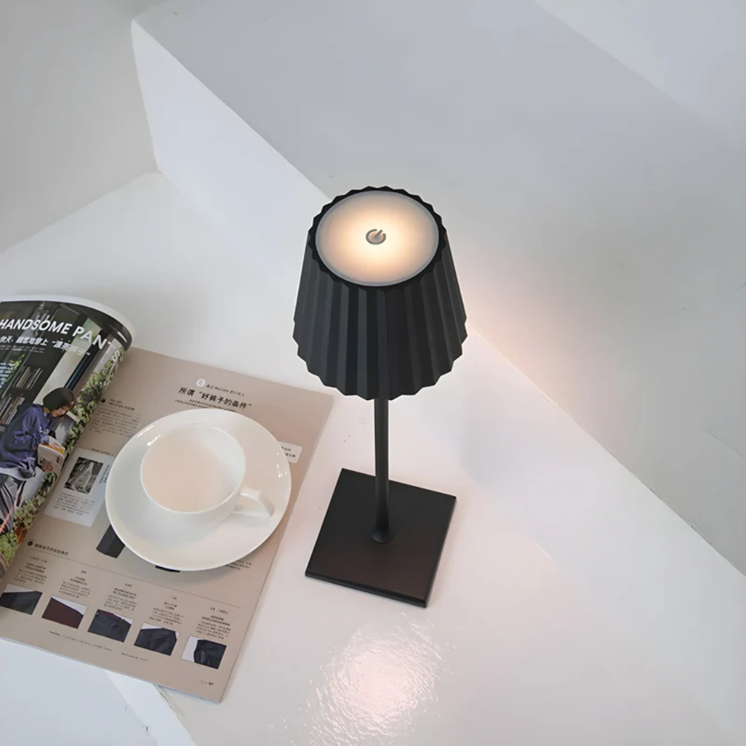 LUMINAIRE – Elegant Wireless Touch Table Lamp