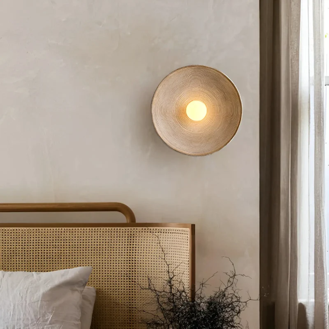 LUMINAIRE – Elegant Wabi-Sabi Wall Light