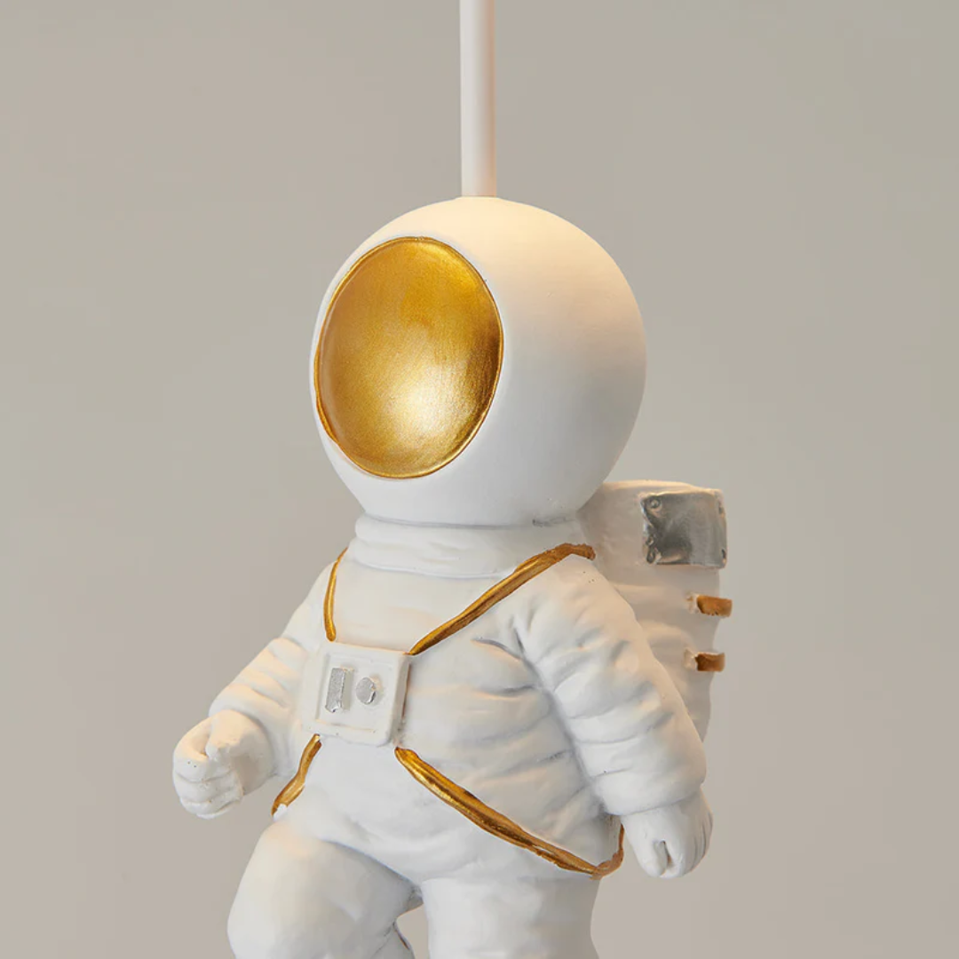 LUNARIS – Enchanting Astronaut Ceiling Light for Kids