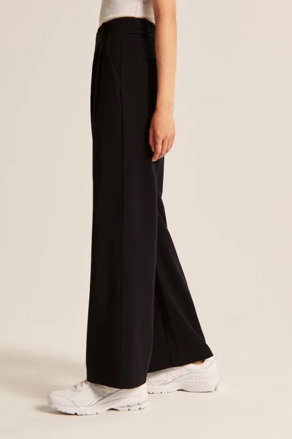 Tailored Wide-Leg Pants for Effortless Elegance