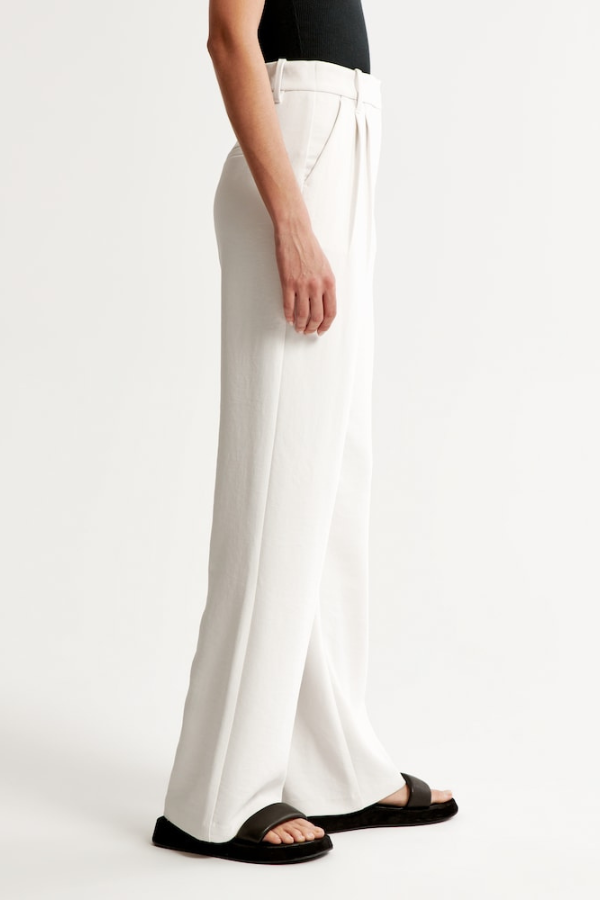 Tailored Wide-Leg Pants for Effortless Elegance